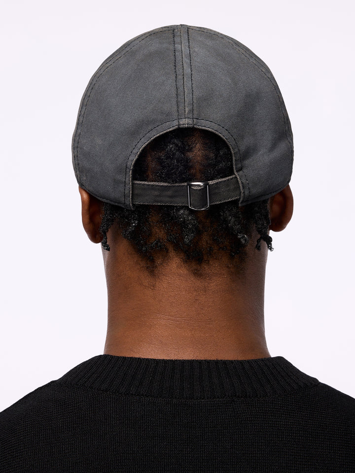 DISTRESSED CAP ONYX