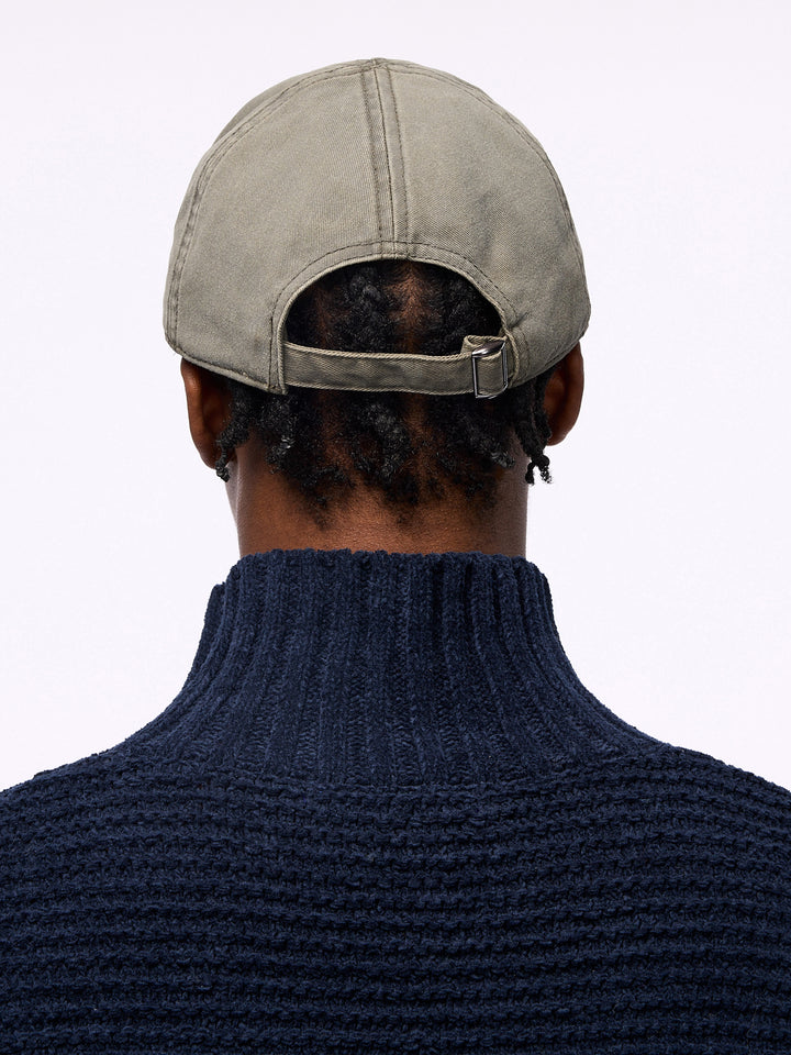 DISTRESSED CAP MOSS