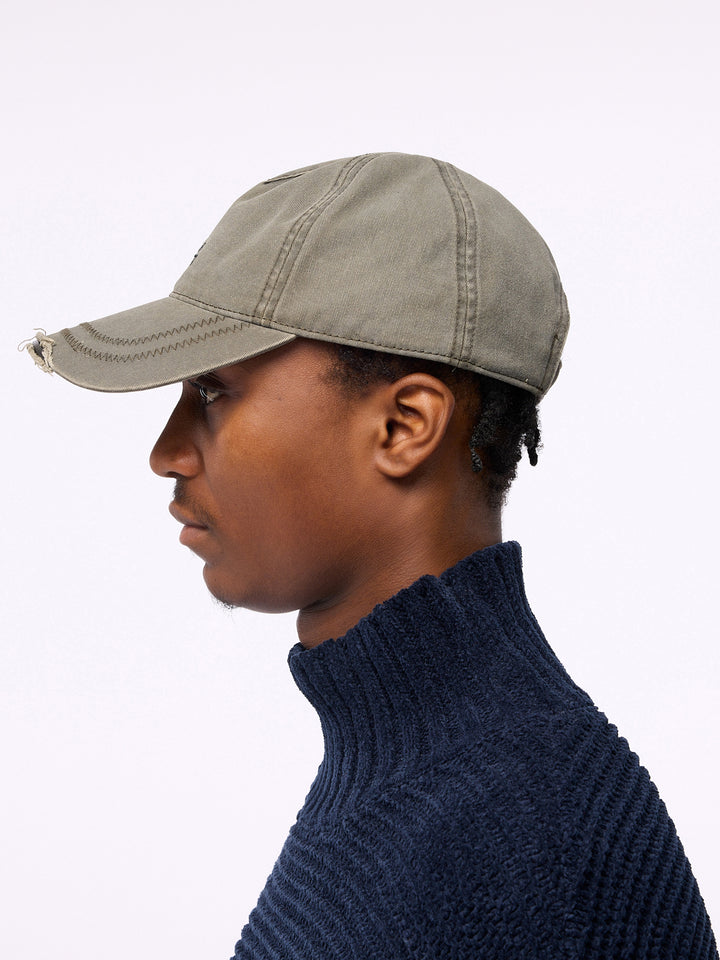 DISTRESSED CAP MOSS