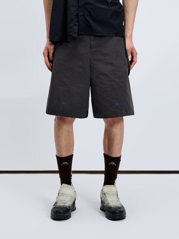 Form Short Onyx